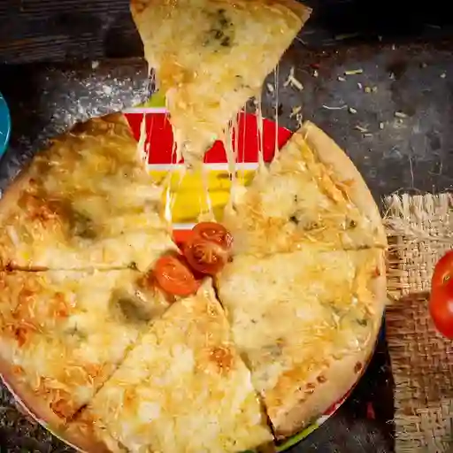 Pizza Cuatro Quesos