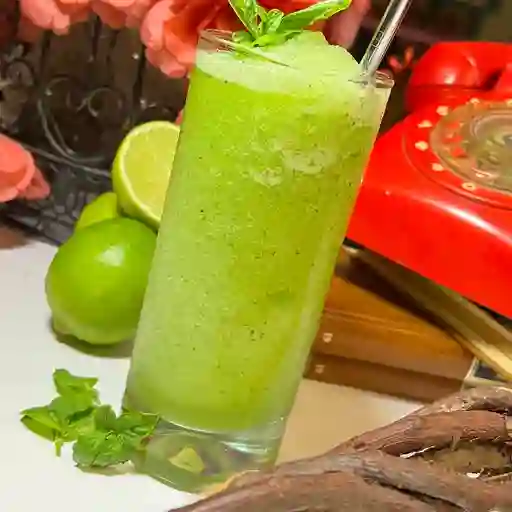 Limonada Albahaca