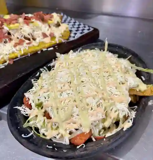 Salchipapa del Callejón