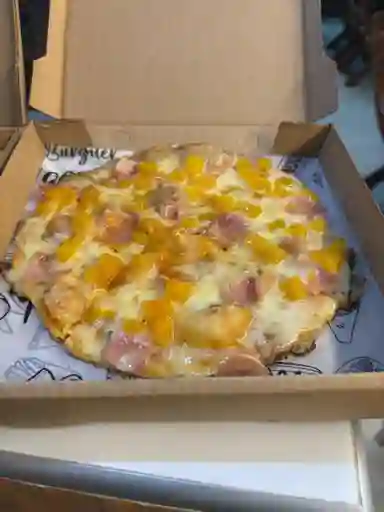 Pizza Hawaiana