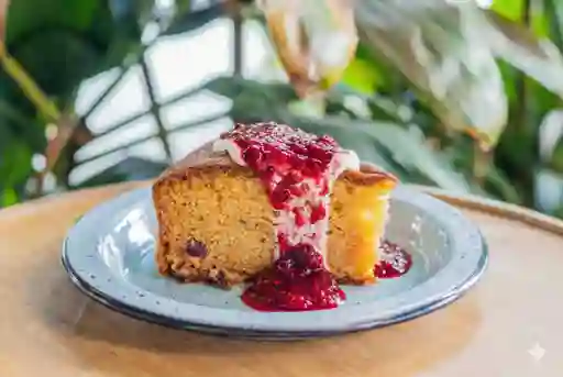Torta de Zanahoria y Frutos Rojos