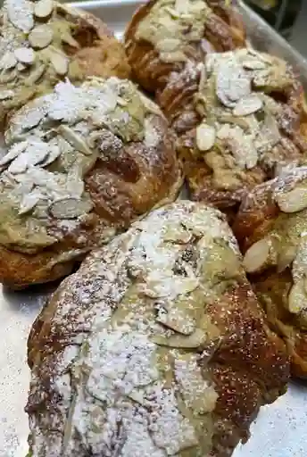 Croissant de pistacho x 3und