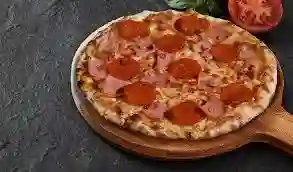 Pizza Carnes
