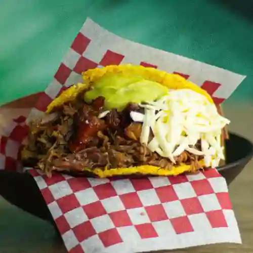 Arepa Tradicional con Carne