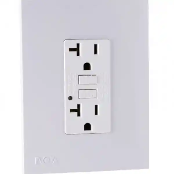 Ciles Tomacorriente Doble Gfci 20A 125V Nova Blanco