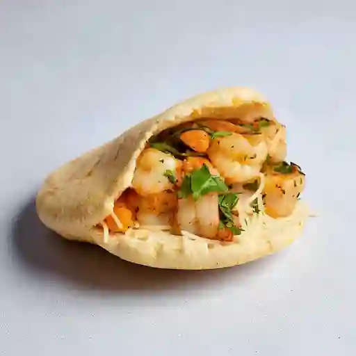 Arepa Rellena con Camarón