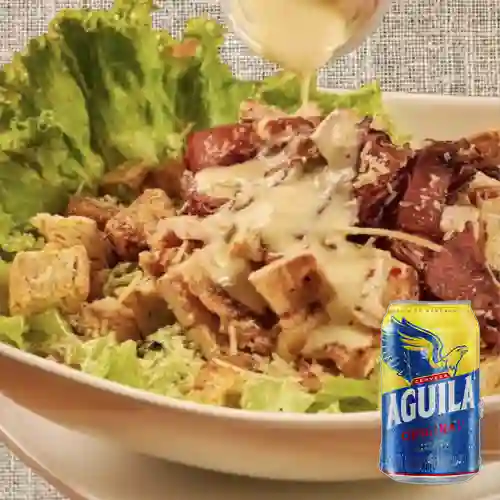 Combo Ensalada César c/ Pollo + Aguila Orig Lta 330ml