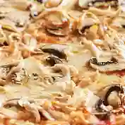 Pizza de Pollo y Champiñones Small