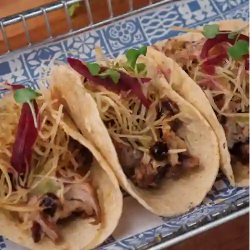 Tacos de Carnitas