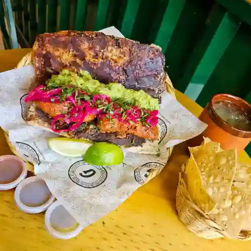 Combo Torta de Chorizo Vegano