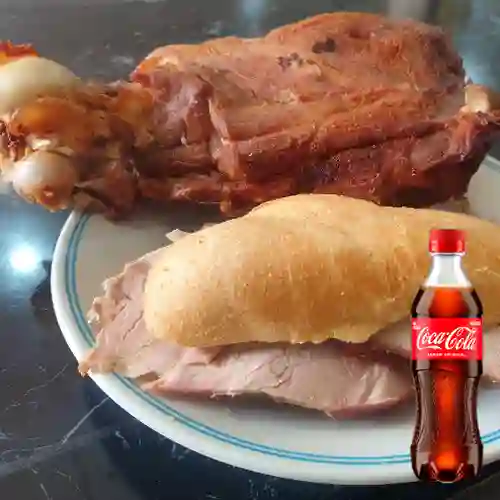 Combo Sándwich Jamón de Cerdo. + Cocacola Orig 400ml