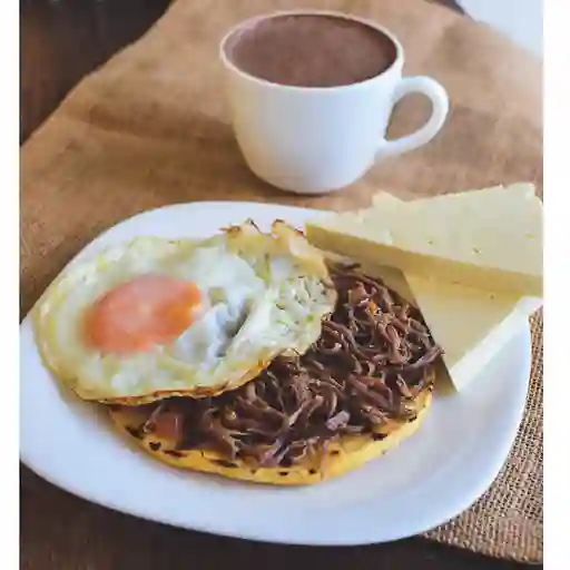 Arepa Ropa Vieja