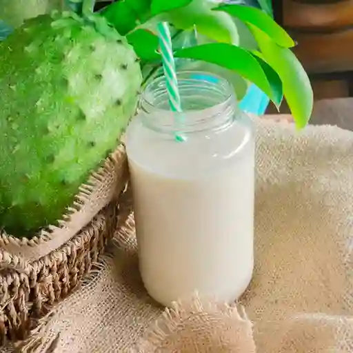 Jugo en Agua de Guanábana 10 Onzas