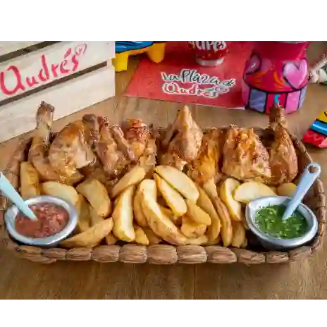 Pollo Familiar con Guarnición