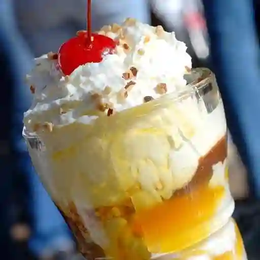 Salpicón en Yogurt de Melocotón