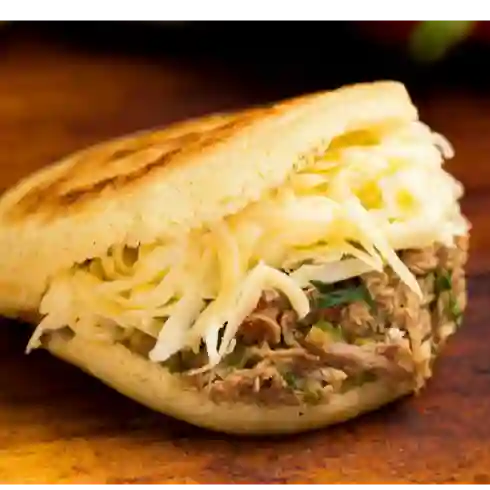 Arepa con Todo