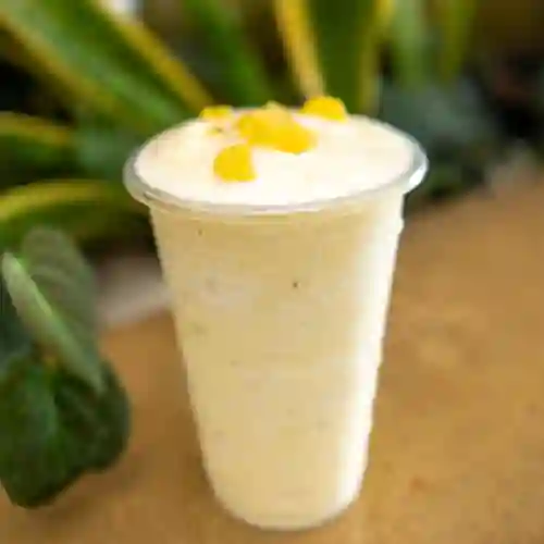 Limonada de Piña 16 Oz