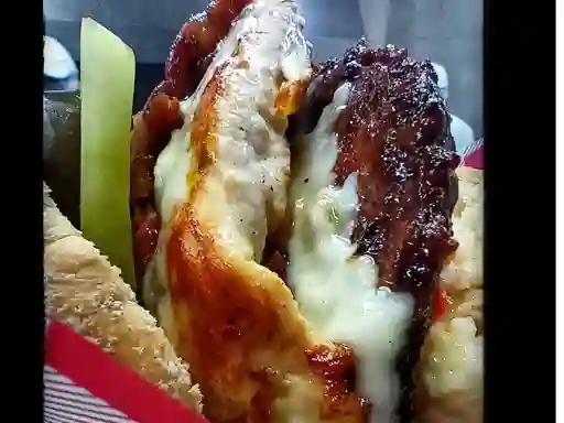 Hamburguesa Mixta ( Pechuga y Res)