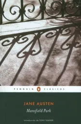 Fanny Price es aún una niña cuando sus tíos la acogen en su mansión de Mansfield Park, rescatándola de una vida de estrecheces y necesidades. Allí, ante su mirada amedrentada, desfilará un mundo de ocio y refinamiento en que las inocentes diversiones alimentarán maquinaciones y estrategias de, seducción. Ese mundo oculta una verdad peligrosa, y sólo Fanny, desde su sumiso silencio, será capaz de atisbar sus consecuencias y amenazas. La presente edición incluye una detallada cronología y recupera la introducción original de Penguin Classics a cargo de Tony Tanner, quien fue 'catedrático de literatura inglesa y norteamericana en la Universidad de Cambridge. Sus reflexiones sobre la obra de Jane Austen continúan siendo una referencia ineludible pero profundizar en el universo-literario de esta autora, 