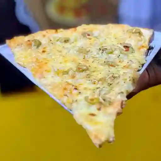 Pizza basile pequeña
