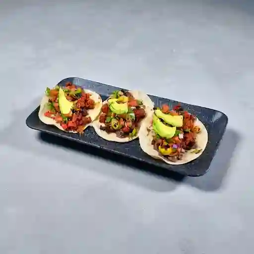 Tostadas de Longaniza y Chicharrón X3