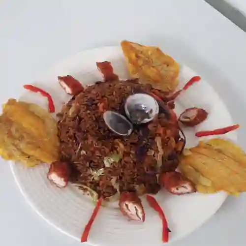 Arroz a la Marinera con Coco