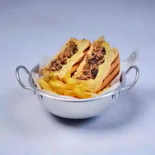 Tuna Sándwich