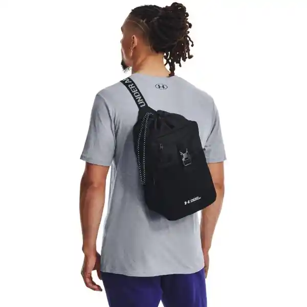 Under Armour Bolso Sling Negro Talla OSFM Ref: 1376461-001