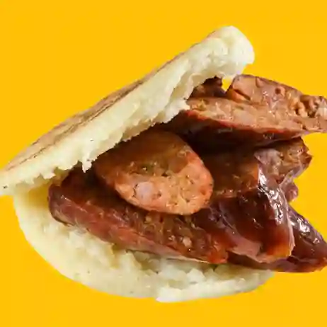 Arepa de chorizos