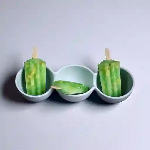 Paleta Tropical de Mango Biche