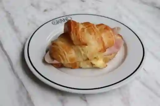Croissant de Jamón y Queso