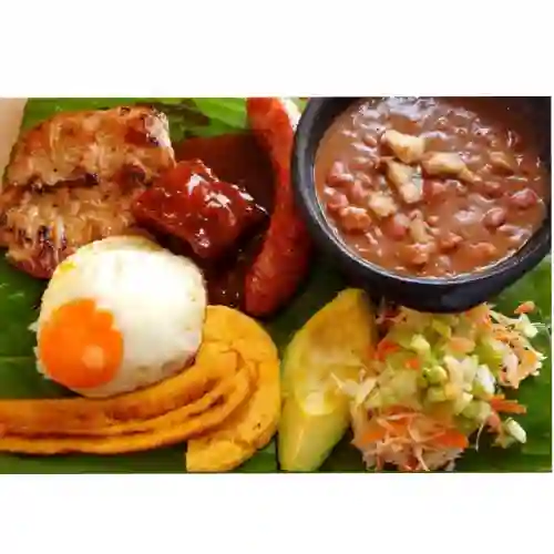 Plato Del Acomedido