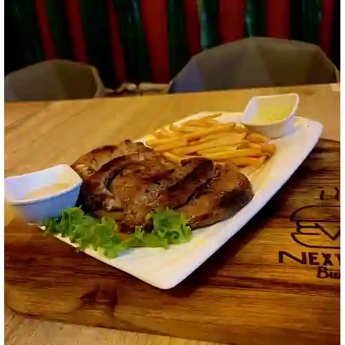Lomo de Cerdo (a la Plancha) con Papas