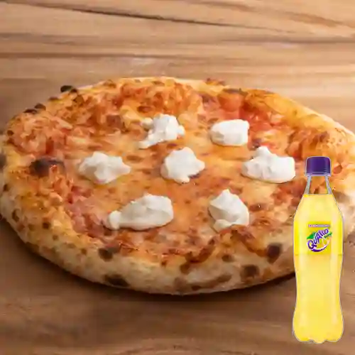 Combo Pizza Cuatro Quesos + Quatro 500 ml