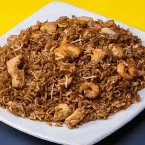 Arroz Chino Pollo y Camarones Grande