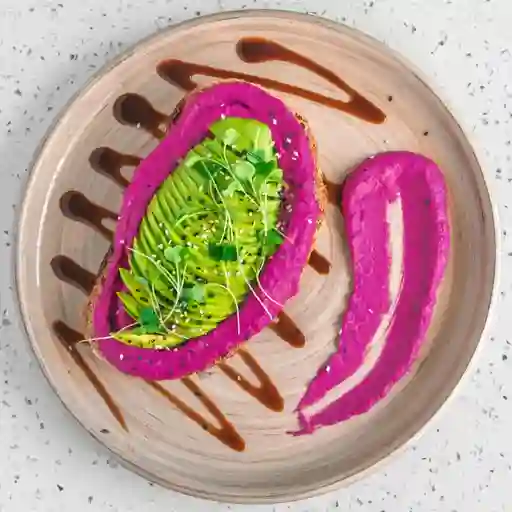 Tostada humus
