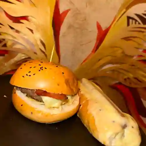 Combo Hot Dog Tradicional + Mini Burguer
