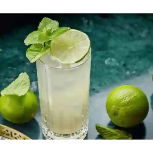 Limonada de Frutos Rojos