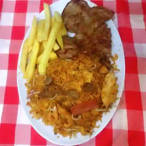 67.Carne Asada+ Coca-gaseosa Cola 200 ml