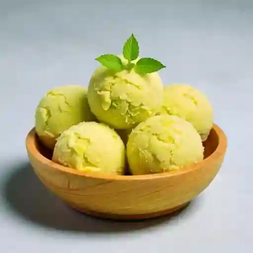 Helado de Piña y Hierbabuena