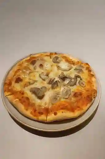 Pizza Jamón y Champiñones