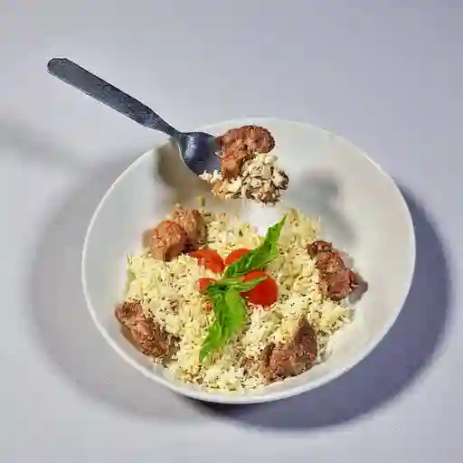 Cayeye con Chicharrón