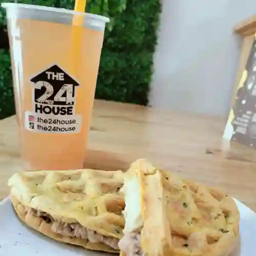 Combo Sandwich - Bebida Caliente