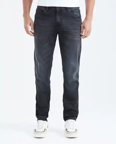 Jean Straight Fit Gris Grafito Ultraoscuro 30/32 Chevignon