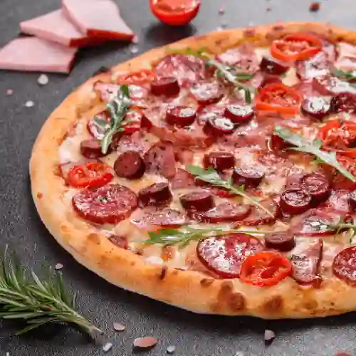 Pizza Grande de Carnes