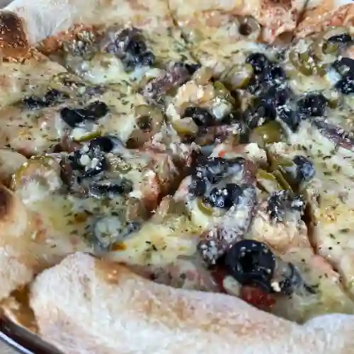 Pizza Olives