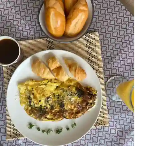 Huevo Omelette Campesino