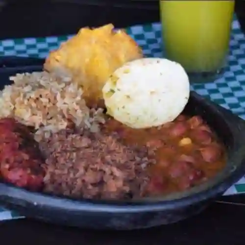 Bandeja Paisa