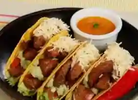 4 Tacos de chicharron