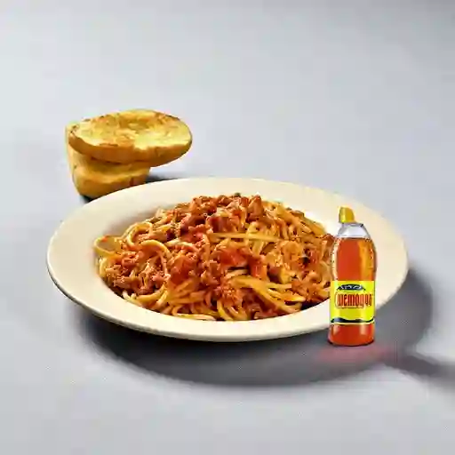 Spaguetti Bolognesa Pollo +Botella Colombiana (400ml)
